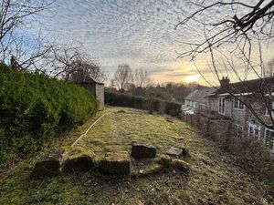 Garden (1)- click for photo gallery